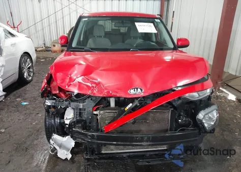 2020 Kia Soul Lx z USA, uszkodzony, nr VIN KNDJ23AU3L7719255